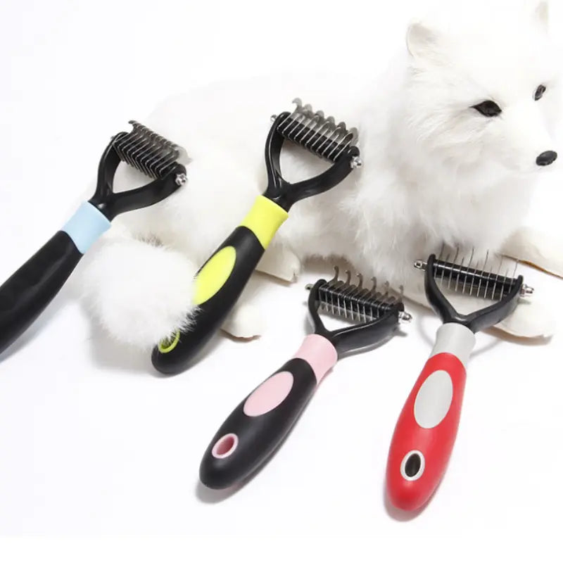 Brosse Démêlante pour Chat à Poils Longs - Picots en Inox Anti-Nœuds sans Tirer | Miaou&Co