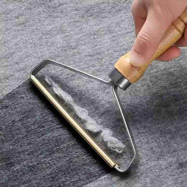 Brosse Anti-Poils de Chat pour Textiles et Canapé - Élimine 90% des Poils sur Tissus | Miaou&Co