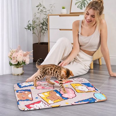 Tapis Rafraîchissant pour Chat 40x30 à 60x45cm - 2 Motifs Cœurs ou Carrés | Miaou&Co